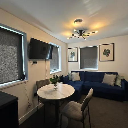 Newark House Premium Apartments With Sofa Beds - Wifi - Free Parking - Perfect For Contractors! Peterborough Exterior photo