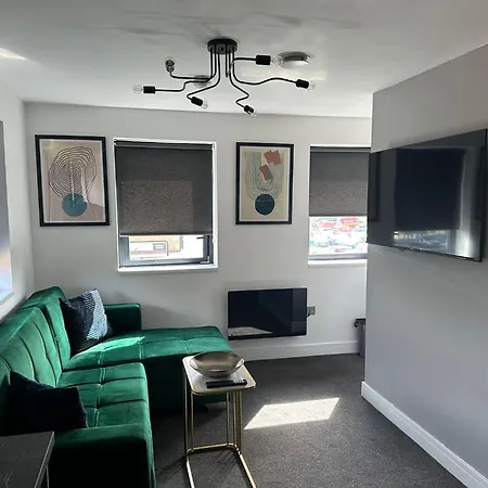 Newark House Premium Apartments With Sofa Beds - Wifi - Free Parking - Perfect For Contractors! Peterborough Exterior photo