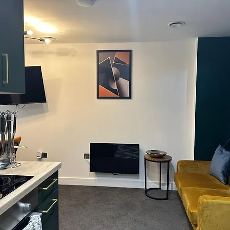 Newark House Premium Apartments With Sofa Beds - Wifi - Free Parking - Perfect For Contractors! Peterborough Exterior photo