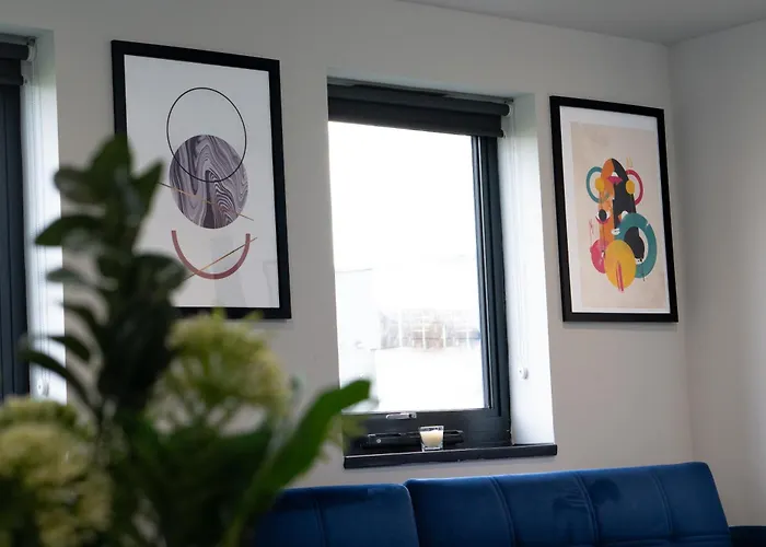 Newark House Premium Apartments With Sofa Beds - Wifi - Free Parking - Perfect For Contractors!