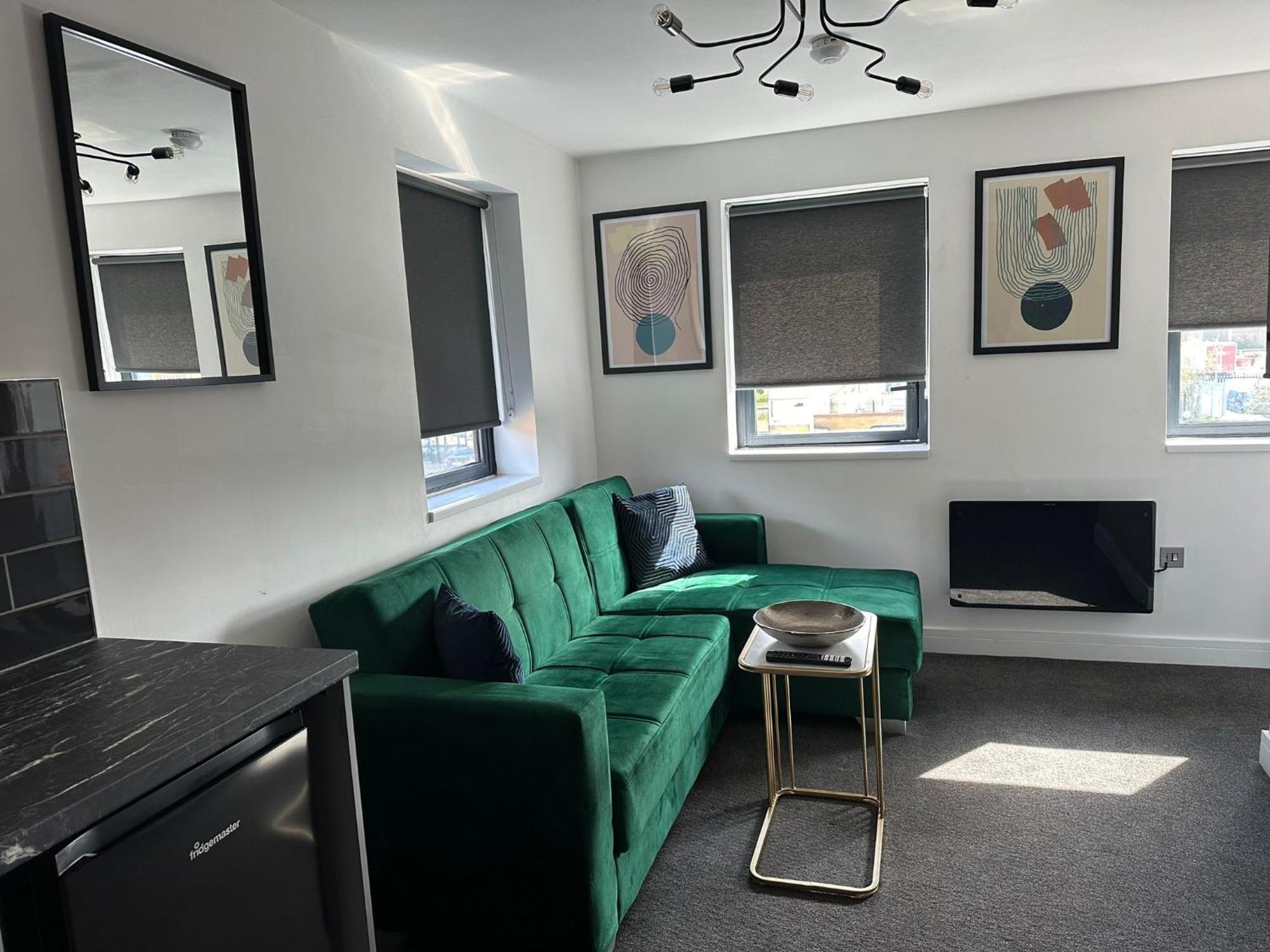 Aparthotel Newark House Premium With Sofa Beds - Wifi - Free Parking - Perfect For Contractors! Peterborough